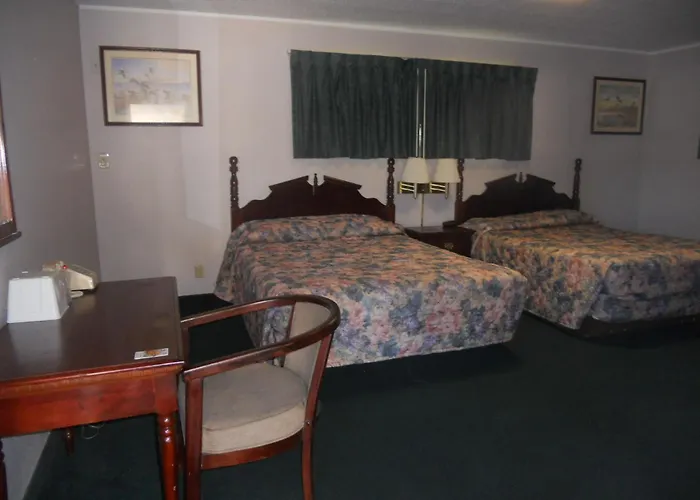 Rapids Inn & Suites